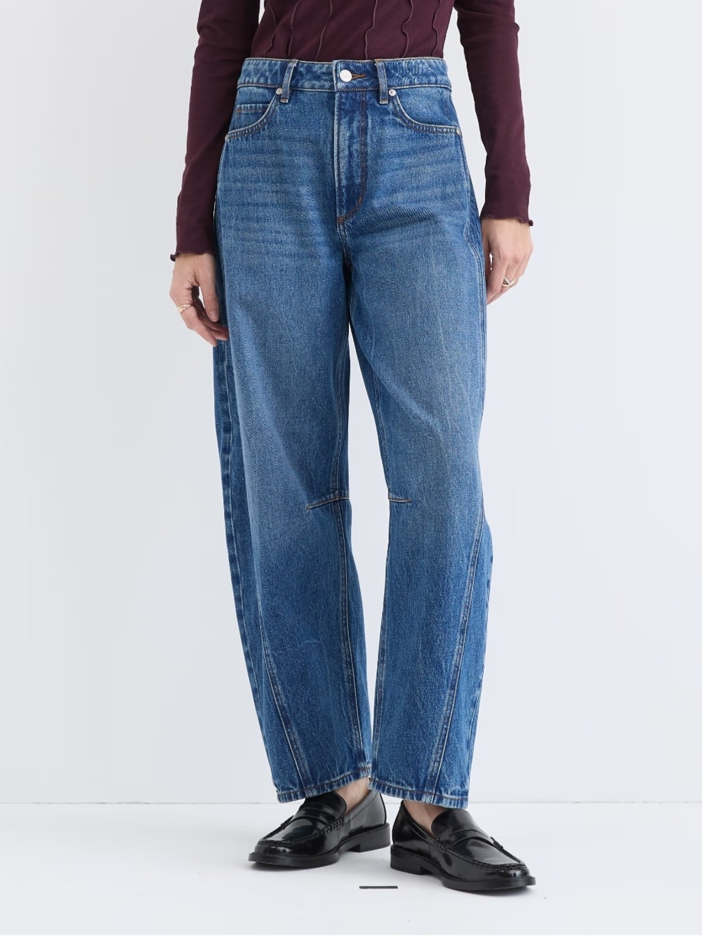 Rivete Barrel Jeans in Medium Blue